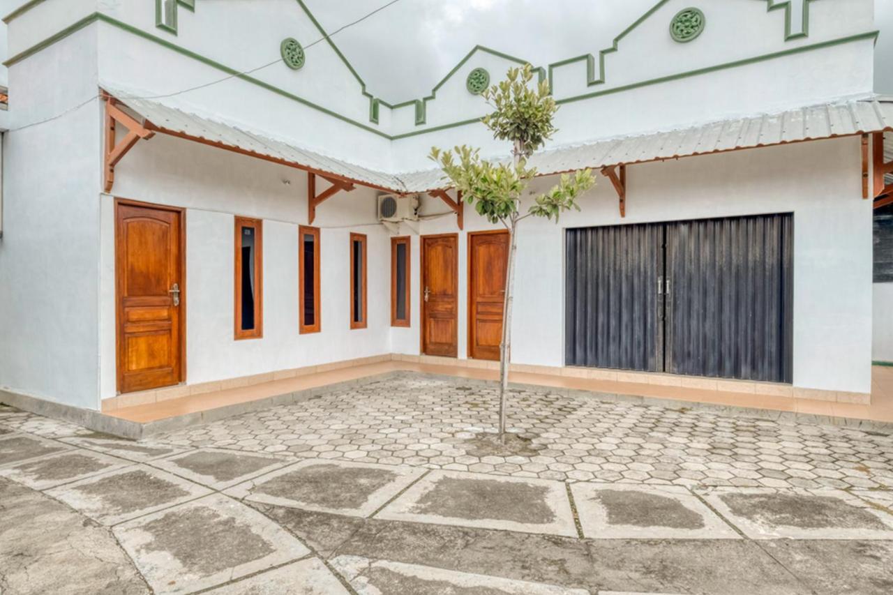 Reddoorz Near Wisata Pantai Parangtritis Kretek Exterior foto